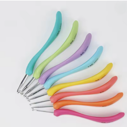 Crochet Hook Set 8 Pcs with Soft Grip Handles