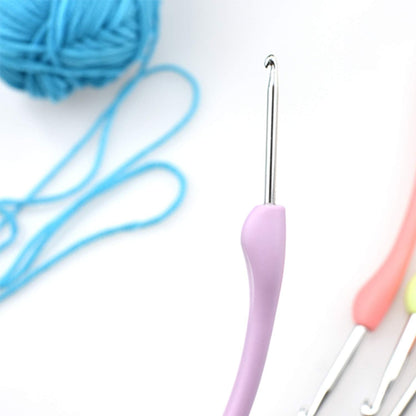 Vintage-Style Crochet Hook Set 8 Pcs with Soft Handle